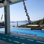 Villa Rosy Sunset
