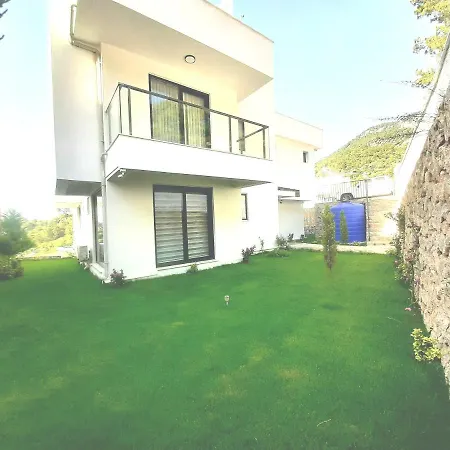 Rosy Sunset Villa